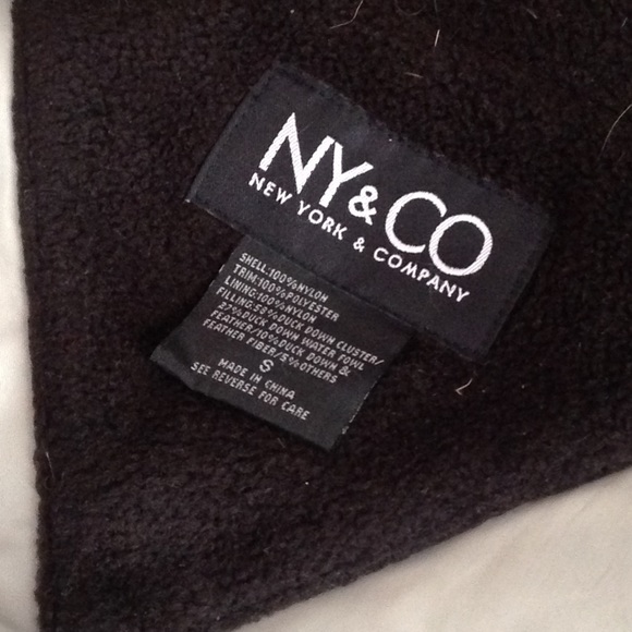 New York & Company Puffer Vest - Picture 3 of 4